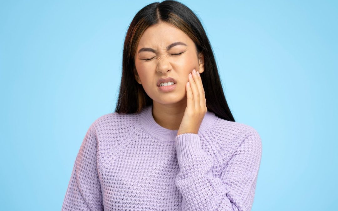 Cavity Cracked Teeth: Causes, Symptoms, and Treatment